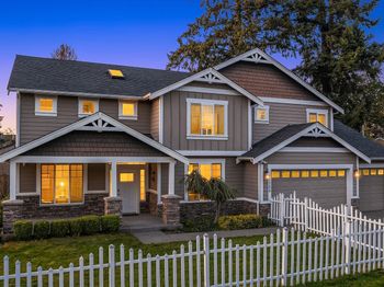 12204 Ashworth Avenue N