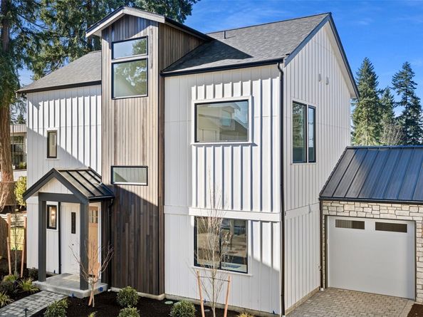9311 132nd Avenue NE A, Kirkland WA 98033