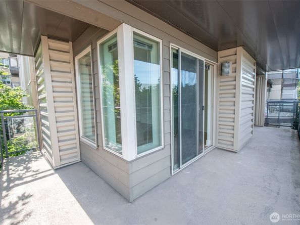 1550 Eastlake Avenue E 201, Seattle WA 98102