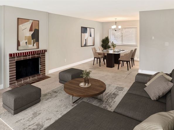 8823 Holly Drive H103, Everett WA 98208