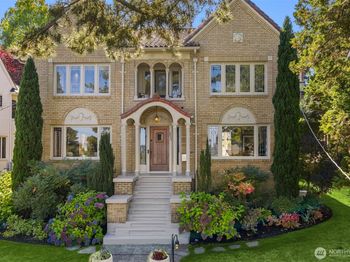 2055 E Crescent Drive