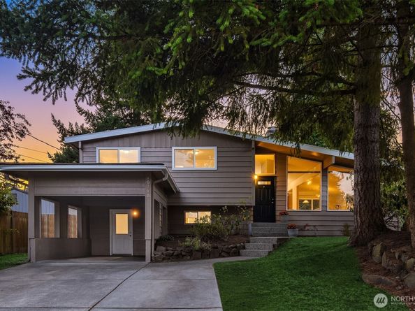 18710 64th Avenue W, Lynnwood WA 98037