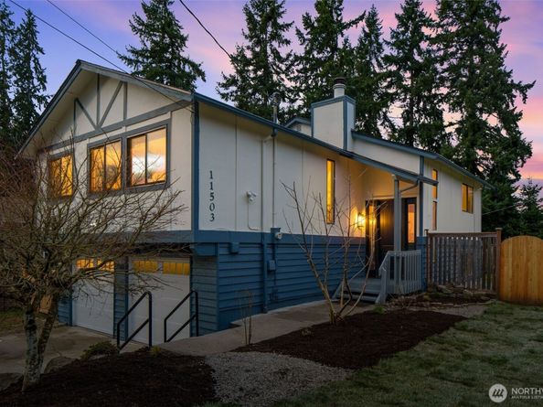 11503 Bartlett Avenue NE, Seattle WA 98125