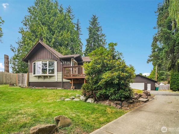 23716 Locust Way, Bothell WA 98021