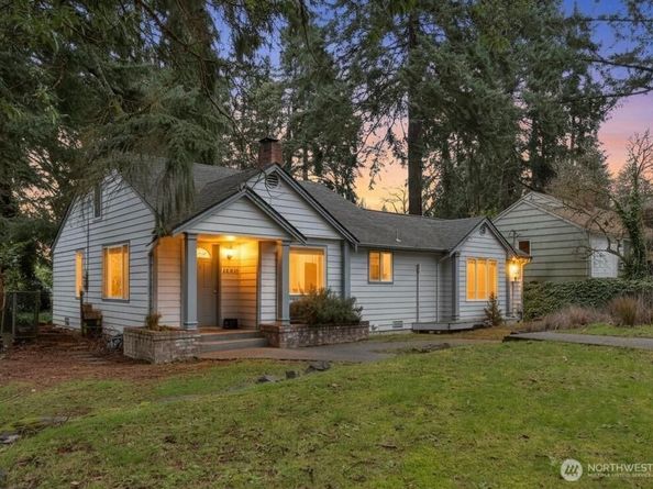 12818 8th Avenue NE, Seattle WA 98125