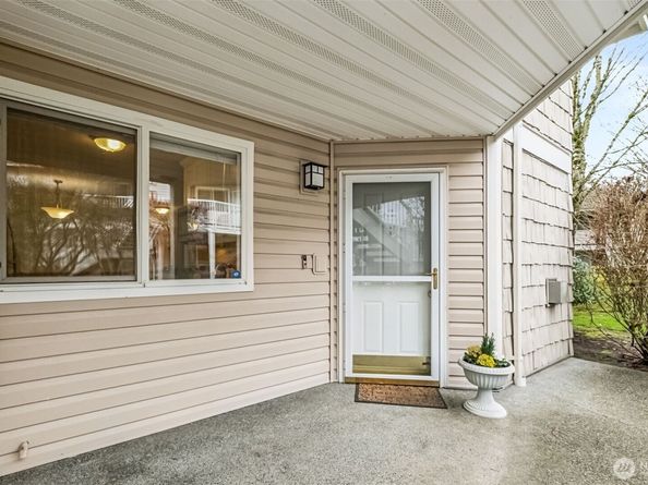 11130 SE 208th Street A104, Kent WA 98031