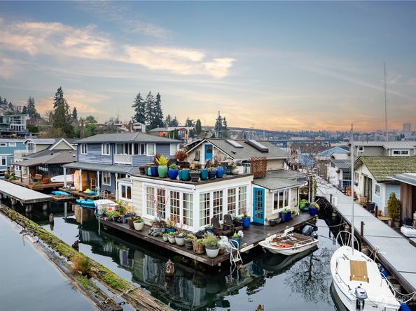 1213 E Shelby Street 15, Seattle WA 98102