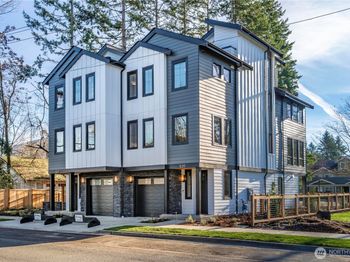 539 NW Juniper Street