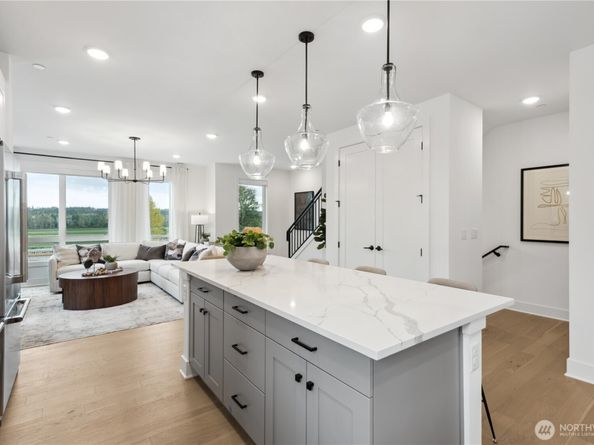 12255 138th Place NE 1701, Redmond WA 98052