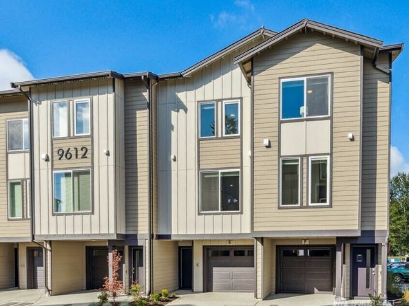 16111 36th Avenue W K2, Lynnwood WA 98087