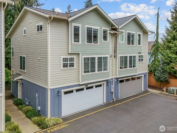 23224 Edmonds Way 107, Edmonds WA 98026