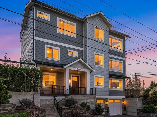 8004 Burke Avenue N, Seattle WA 98103