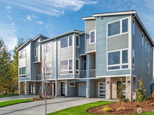 6611 S 128th Street, Seattle WA 98178