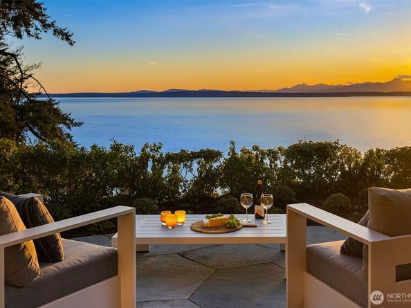 1206 NW Culbertson Drive, Seattle WA 98177
