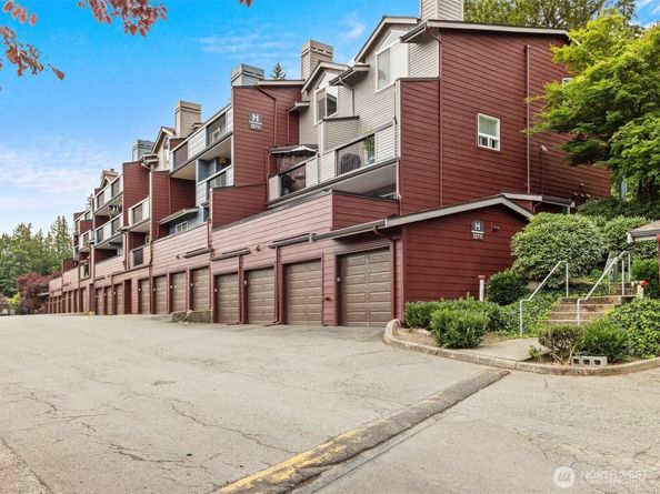 15711 Waynita NE H301, Bothell WA 98011