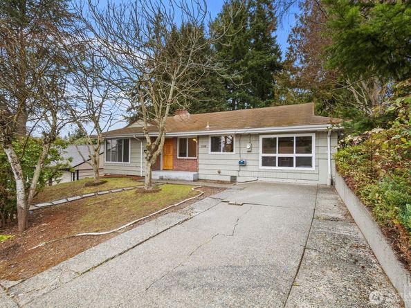 2108 E 24th Street, Bremerton WA 98310