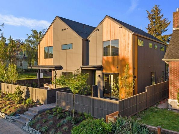 3204 33rd Avenue S, Seattle WA 98144