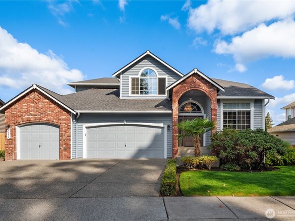 1320 N 38 Street, Renton WA 98056