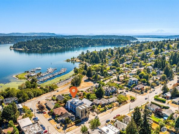 4408 B 50th Avenue S, Seattle WA 98118