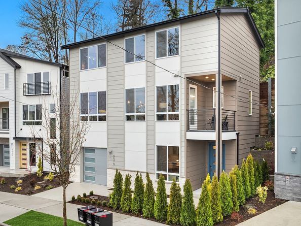 4570 22nd Avenue SW, Seattle WA 98106