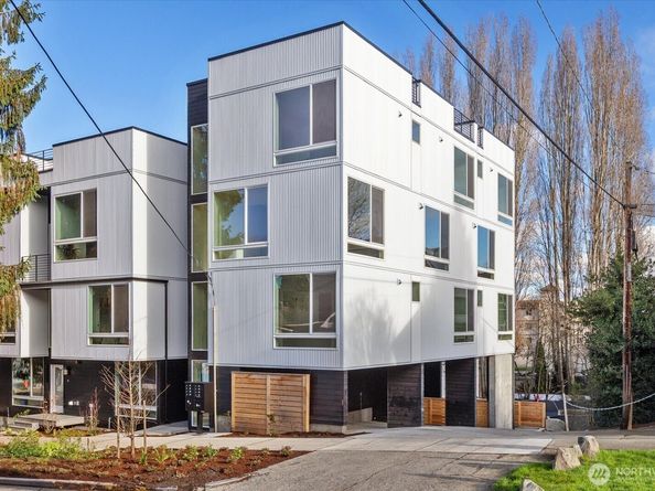 3110 Queen Anne Avenue N, Seattle WA 98109