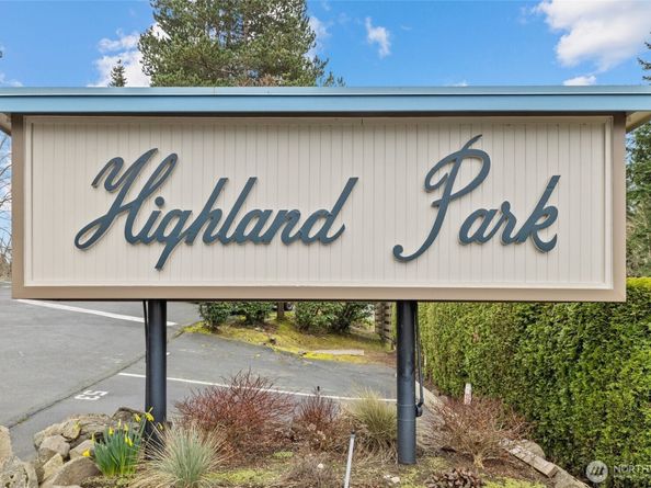 550 Elm Way 308, Edmonds WA 98020