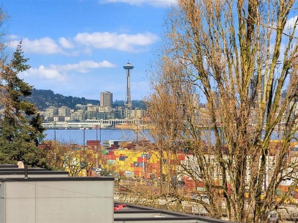 3022 SW Bradford Street 401, Seattle WA 98126