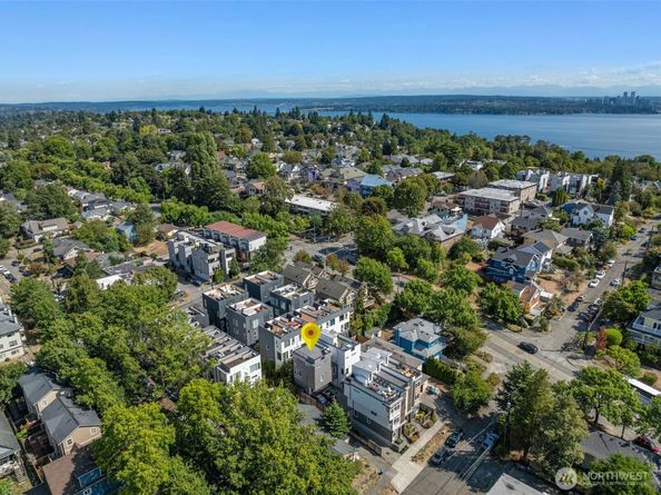 2706 S Washington Street A, Seattle WA 98144