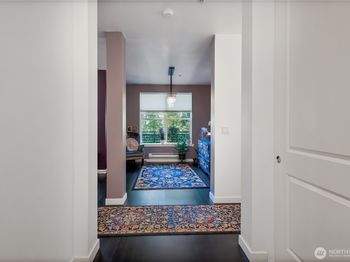 55 Williams Avenue S