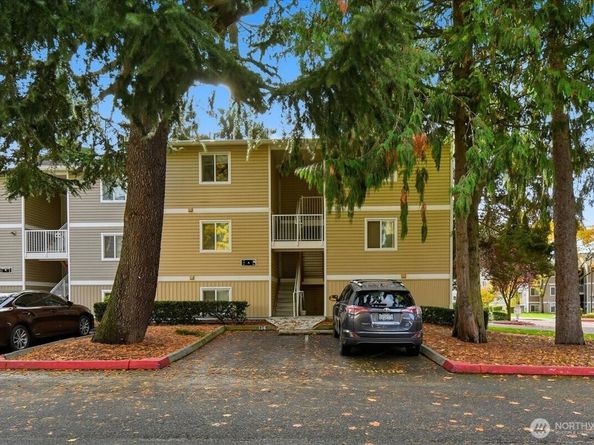 12515 NE 132nd Court A101, Kirkland WA 98034
