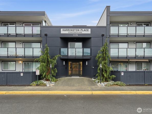 1175 Harrington Place NE 313, Renton WA 98056
