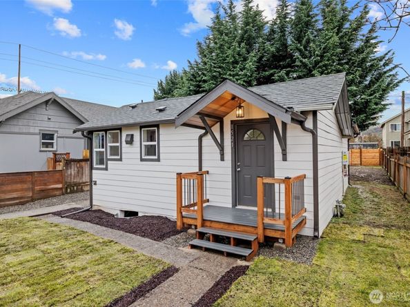 1521 N 3rd Street, Renton WA 98057