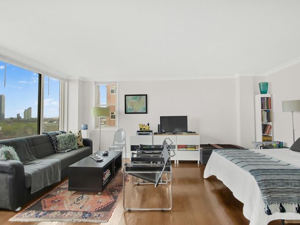 575 Main Street 1611, New York NY 10044