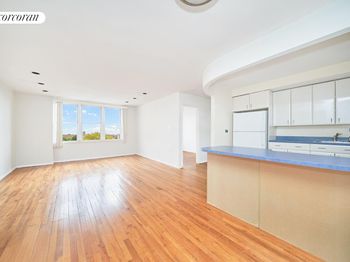 1530 East 8th Street