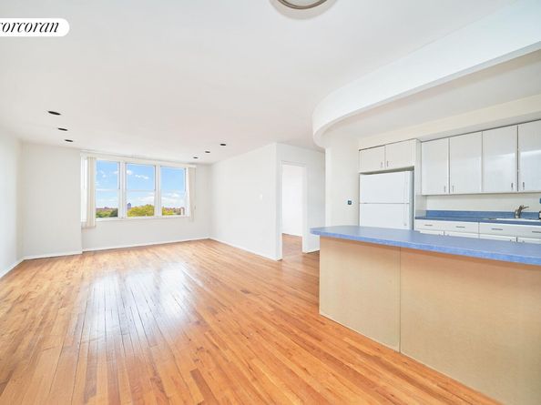 1530 East 8th Street 7M, Brooklyn NY 11230