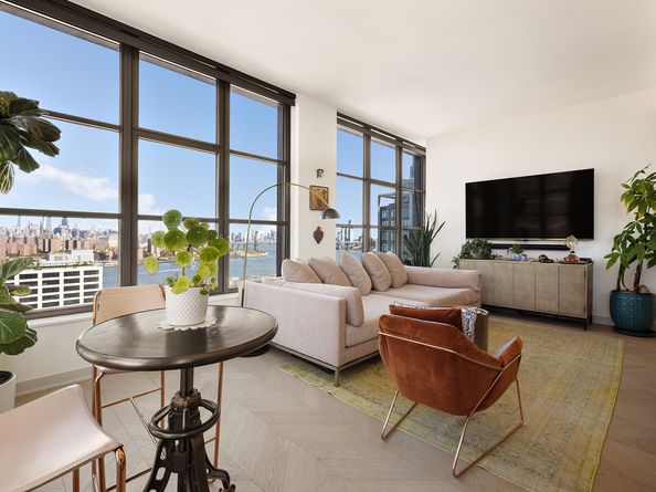 115 York Street 17A, Brooklyn NY 11201
