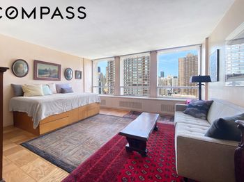 300 East 33rd Street