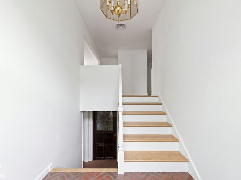 5395 Netherland Avenue, Bronx NY 10471