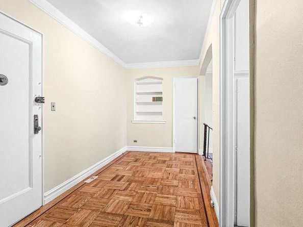 860 Grand Concourse 7M, Bronx NY 10451
