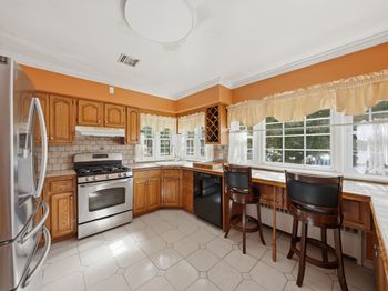 1142 Bay 25 Th Street