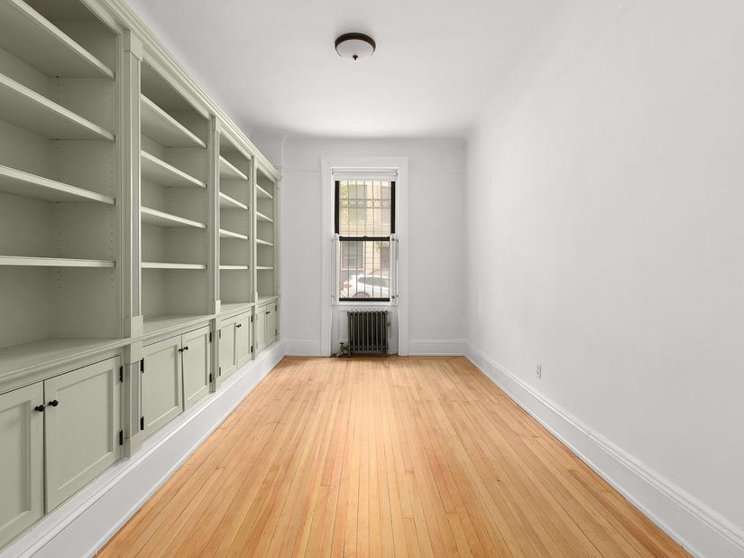 615 West 113th Street 16, New York NY 10025