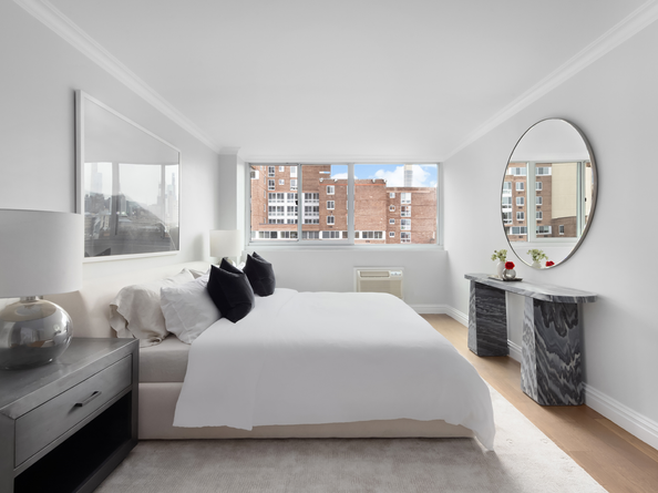 625 Main Street 834, New York NY 10044