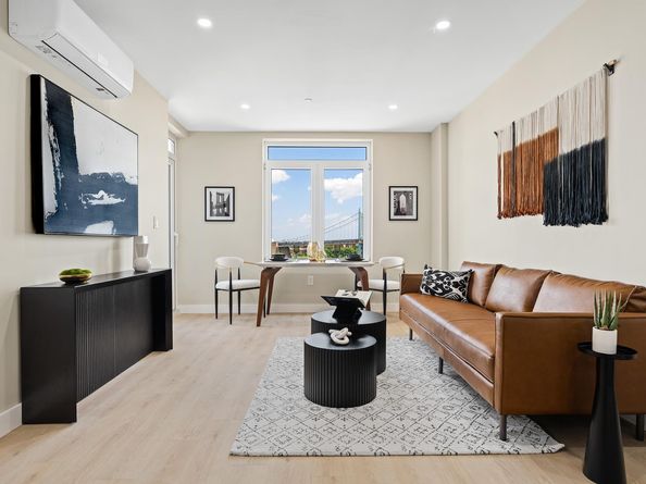 26-15 4th Street 9B, Queens NY 11102