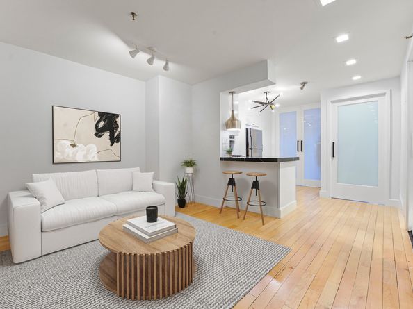 107 Ave A 4F, New York NY 10009