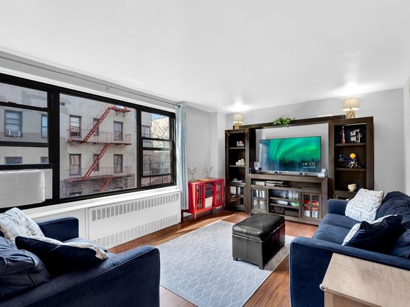 2835 Webb Avenue 5B, Bronx NY 10468