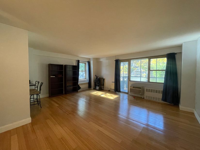 400 Cozine Avenue 2J, Brooklyn NY 11207