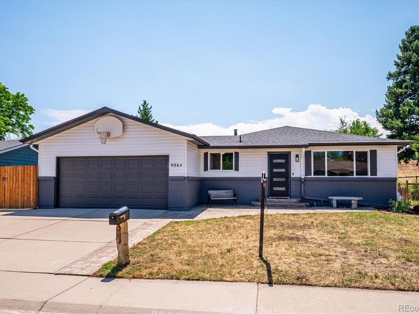 9864 W Maryland Drive, Lakewood CO 80232