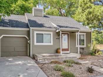 4720 S Dudley Street