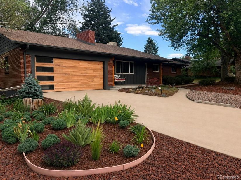 832 S Beech Street, Lakewood CO 80228
