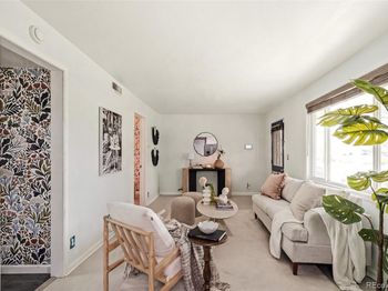 2169 W Warren Avenue